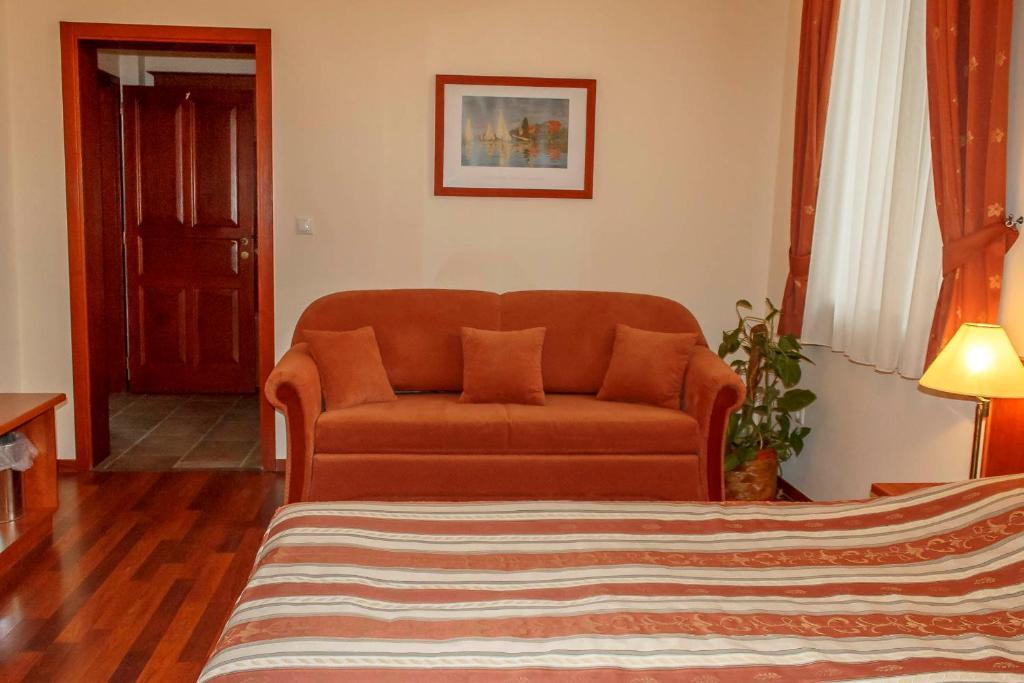 Pannon Hotel Bejelentkezes 20 Oraig, Check-In Until 20 O'Clock, Einchecken Bis 20 Uhr Mohács Cameră foto